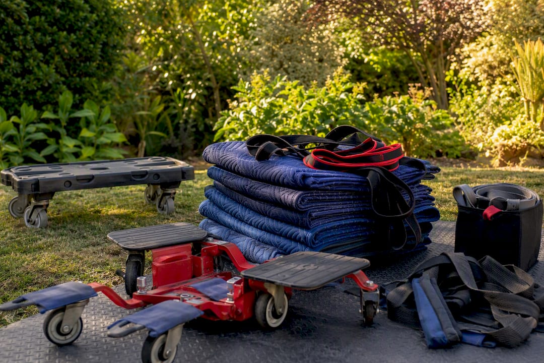 Specialist moving gear for piano and safe